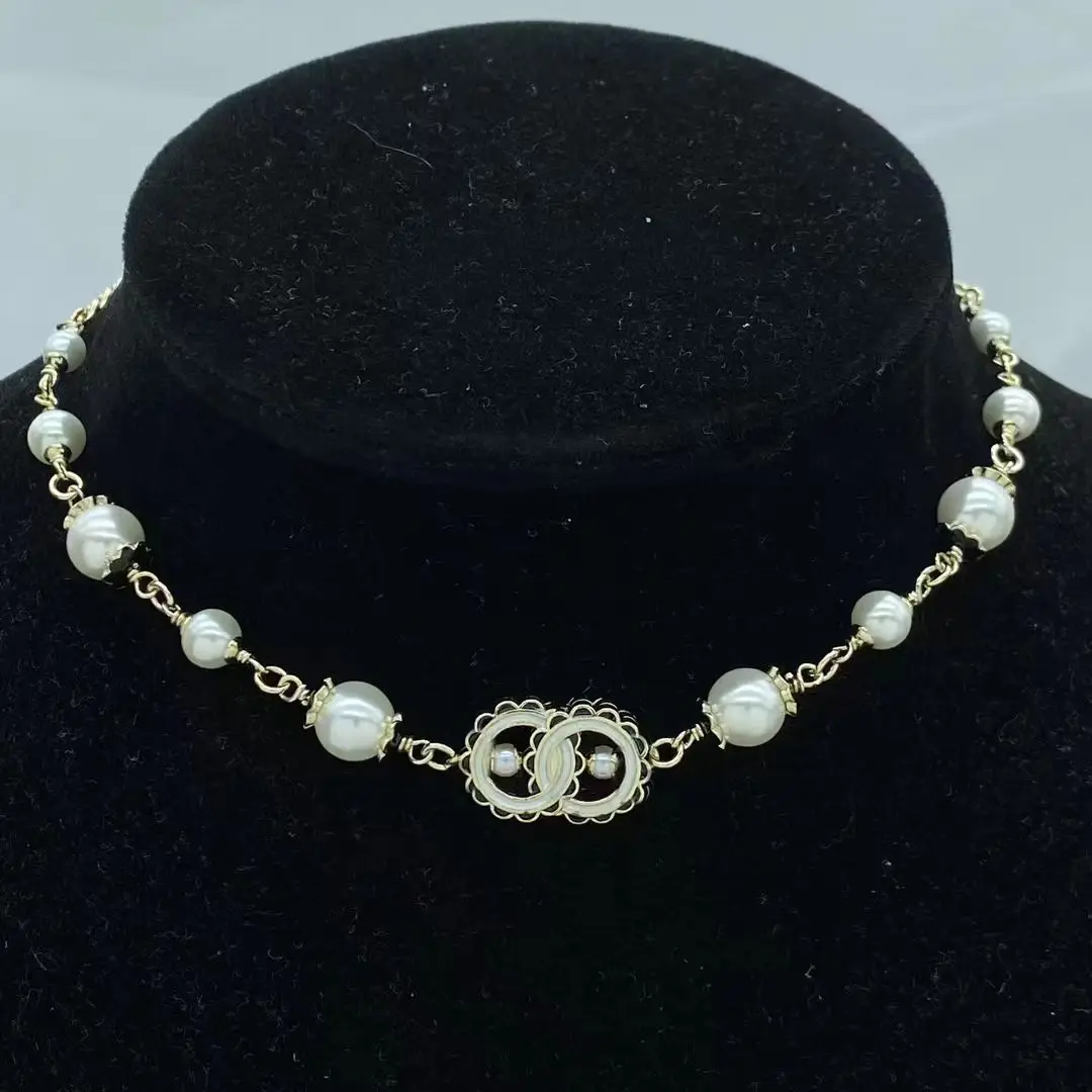 

C Letter Pearl Necklace Female, European and American Neck Chain Celebrity Xiang Grandma Collarbone Chain