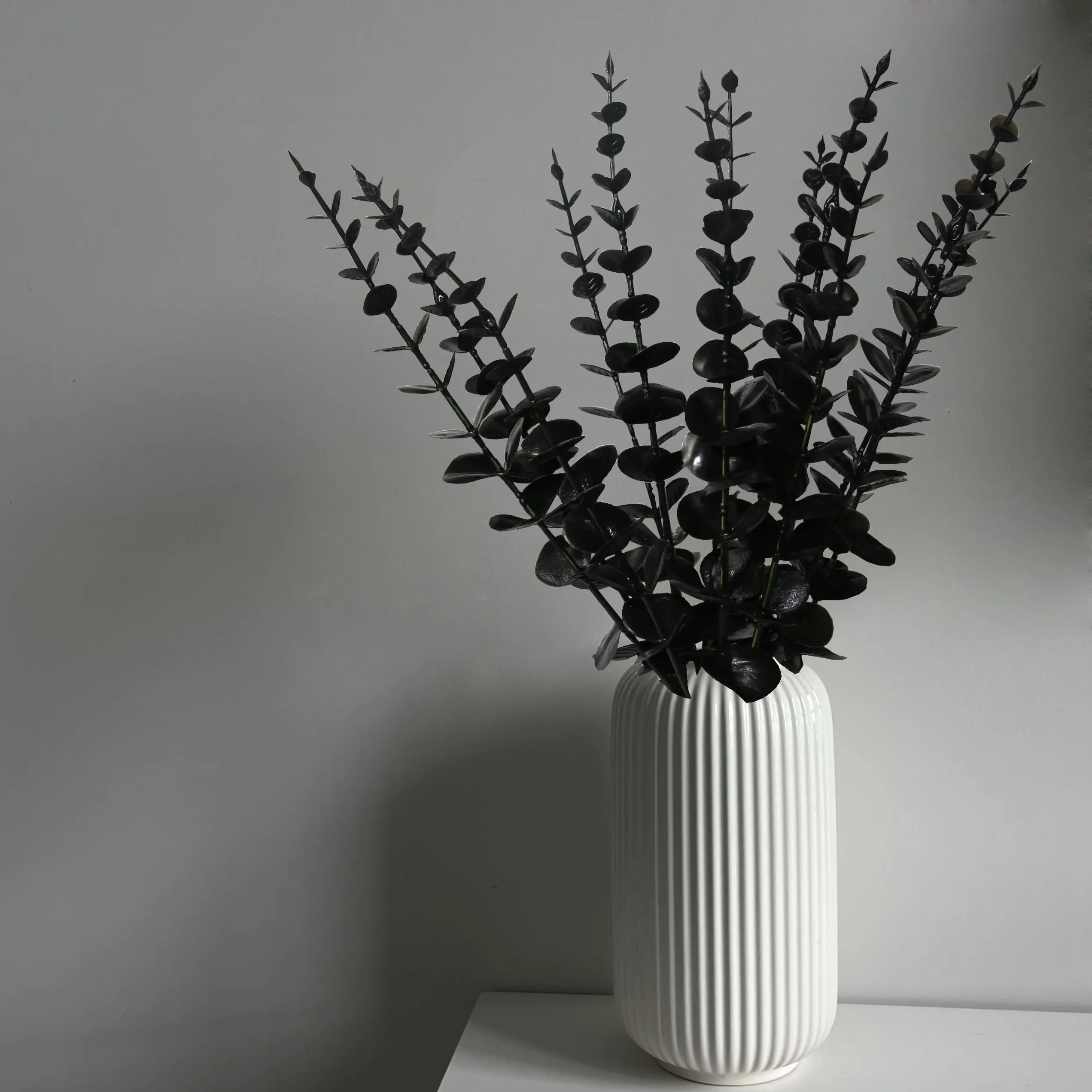 Tinsow 26 PCS Black Faux Eucalyptus Leaves Halloween Artificial Flowers Faux Eucalyptus Stems Real Touch Leaf Fake Eucalyptuses Wedding Bouquet Centerpiece Home Decor Party Decor