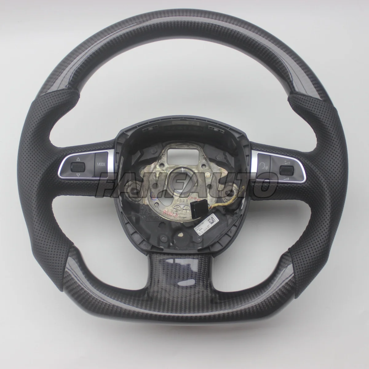 

Replacement Real Carbon Fiber Steering Wheel with Leather for Audi A4 B7 A5 8T 8F A6 C6 Q7 4L S4 S5 S6 RS4 RS5 RS6