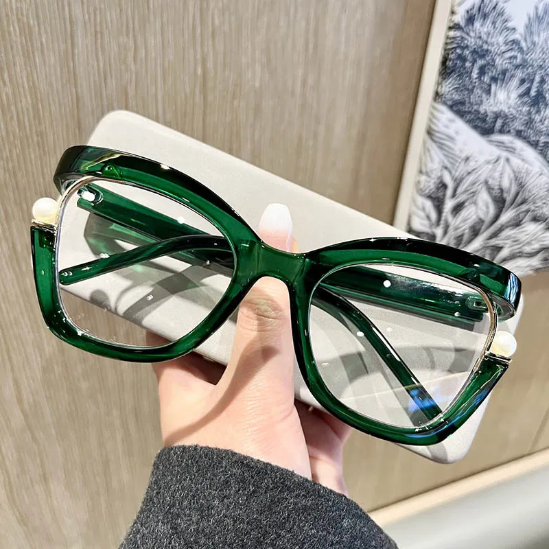 New Large Frame Glasses with Fashionable and Trendy Pearl Embellishment Cat Eye Glasses, Ultra Light and Anti Blue Light