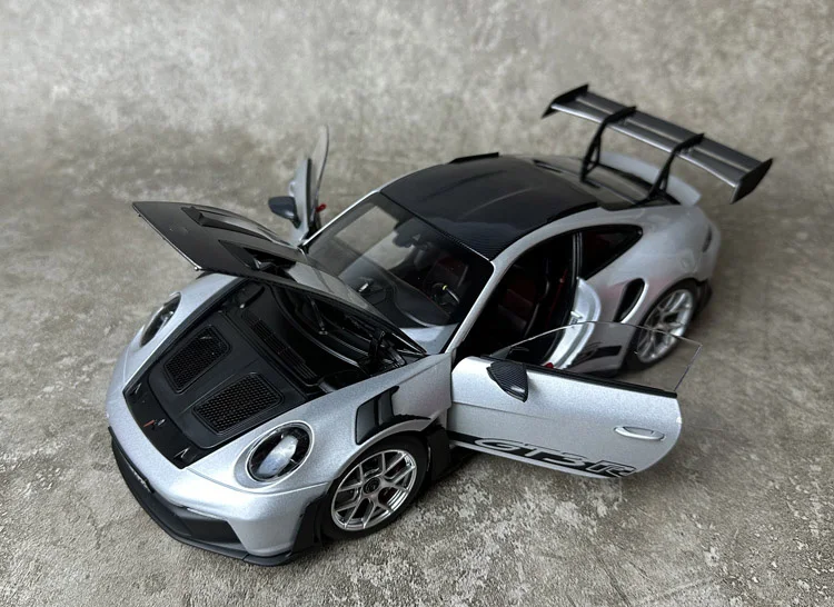 Norev 1:18 For Porsche 911 992GT3 RS 2022 Diecast Model Car Hobby White/Blue/Silver Display Ornaments Collection Boys Gifts