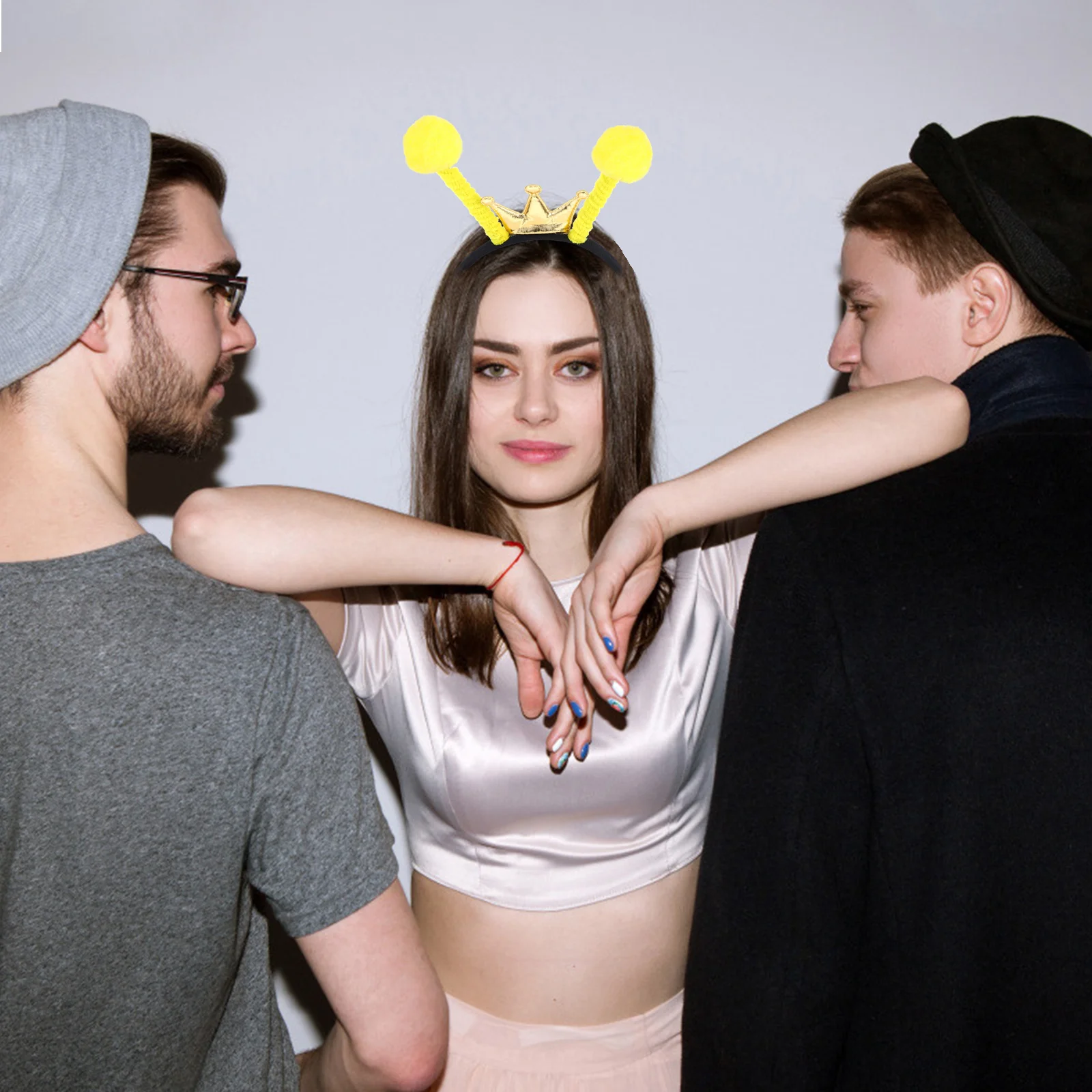

Bee Antenna Headband Unique Fun Design Comfortable Fit For Adults Teens Party Carnival Stage Photo Prop Bumblebee Headdress