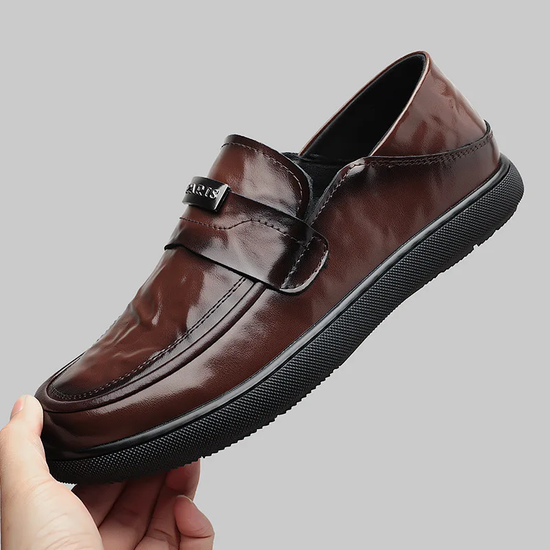 

New Fashion Man Leather Casual Shoes Soft Flat Skate Shoes Street Cool Slip-on Loafer