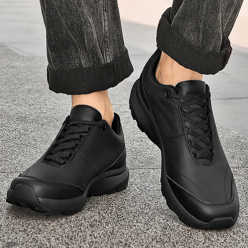 

Модные мужские весенние дышащие и нескользящие спортивные туфли для активного отдыха, новые удобные мужские повседневные кожаные туфли на шнуровке.