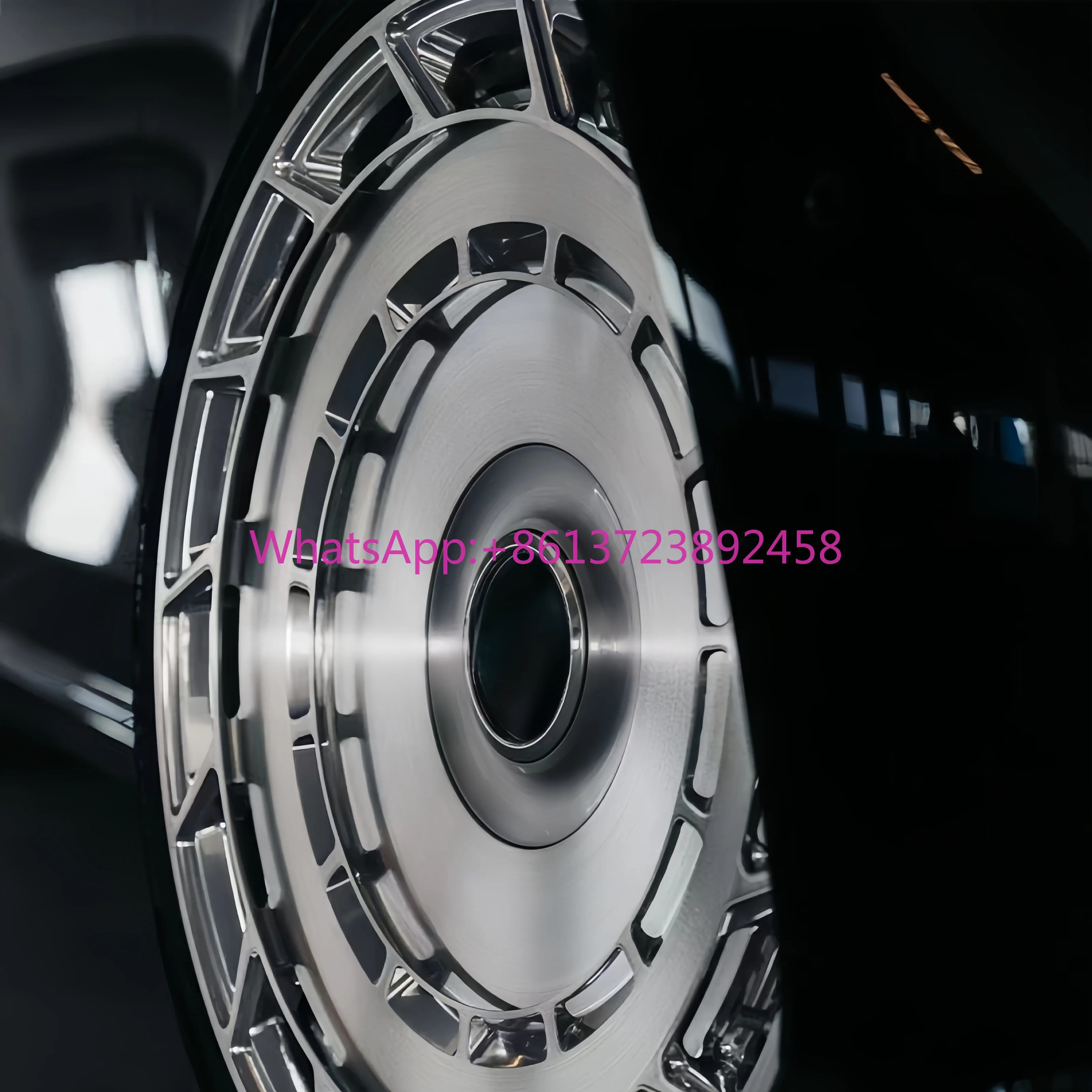 

XINLAI Custom High Polished Hollowed Out Spokes Design 20 21 22 23Inch Aluminum Alloy Forged Wheels for Maybach Mercedes S600