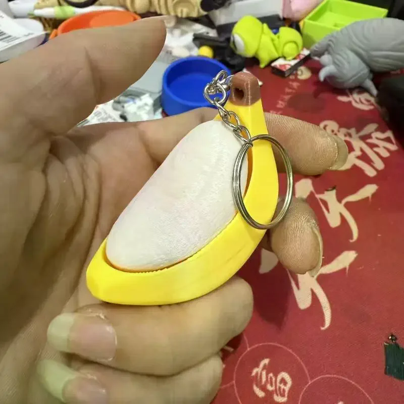 3D Printing Egg - 3D-Gedruckter Button-Clicker Schlüsselanhänger: Ei-Bananen-Tastenkappen-Druckknopf Kreativer Tastatur-Rucksackanhänger