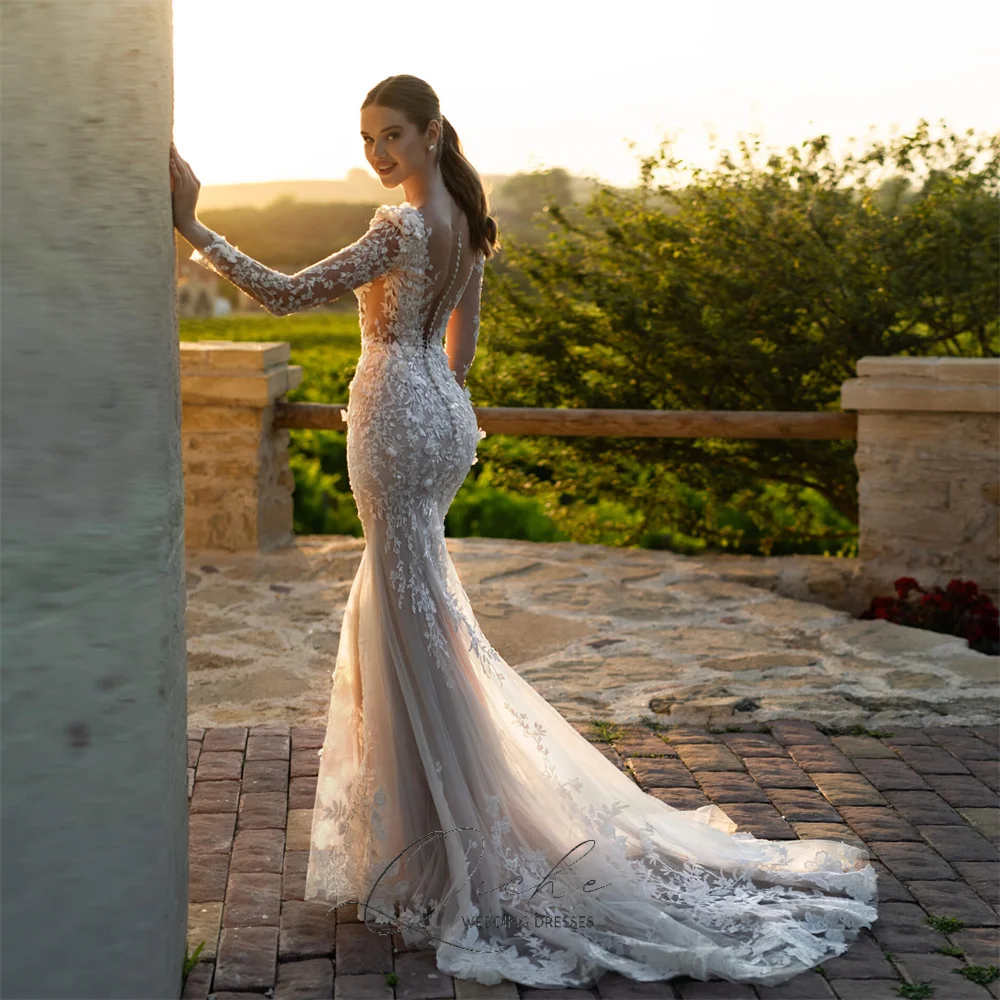 QICHE فساتين زفاف رائعة من الدانتيل بأكمام طويلة حورية البحر للنساء بأزرار على شكل حرف v الوهم الخلفي مزينة رداء De Mariée حسب الطلب