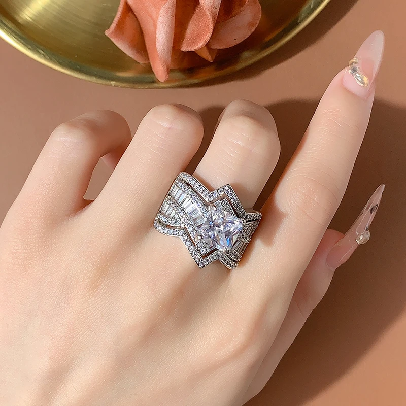 

925 Silver-plated Luxurious Ice Flower Cut Ring Women's High-quality White Zircon Geometric Jewelry Anniversary Engagement Gift