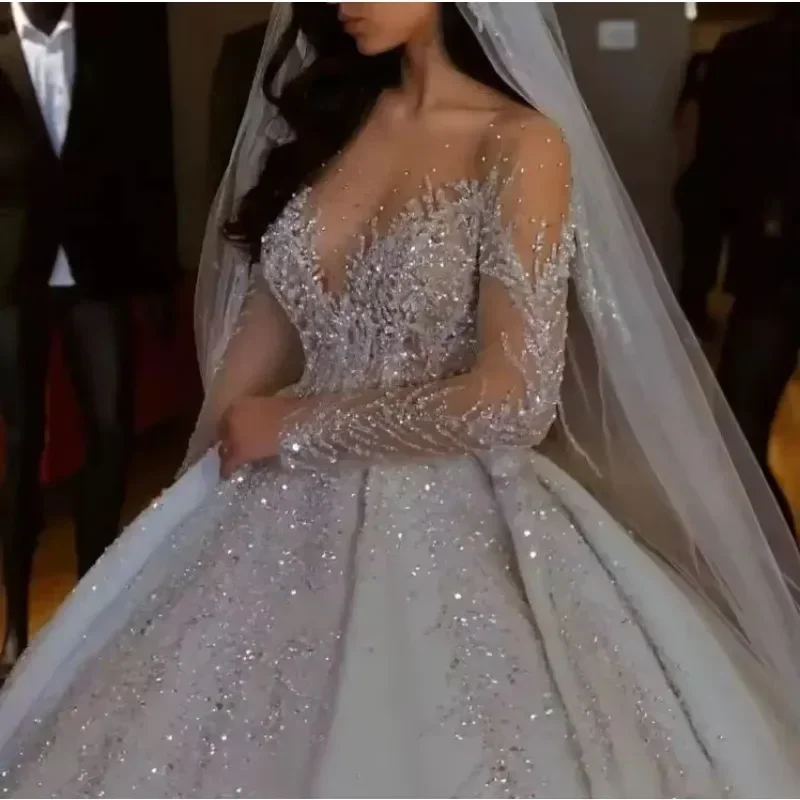 Customized Luxury Lace Appliques Shining Ball Gown Wedding Dresses Bridal Dresses Istanbul Beaded Bride Wedding Gowns