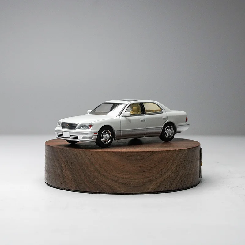 

Tomica Tomytec 1:64 Scale LS400 1998 Alloy Car Model Classics Adult Souvenir Gift Static Display