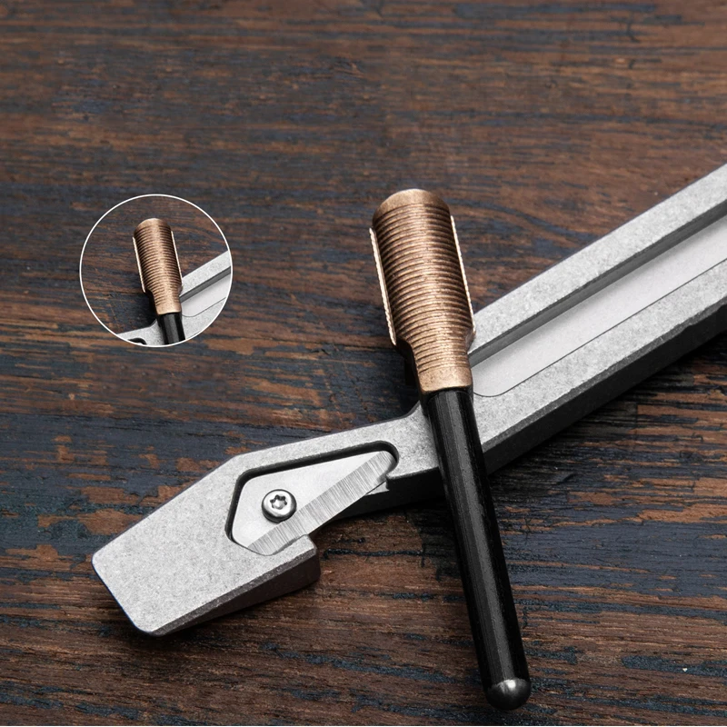 

Outdoor Portable EDC Titanium Alloy Multifunctional Pry Bar Bottle Opener Emergency Survival Flint Tool