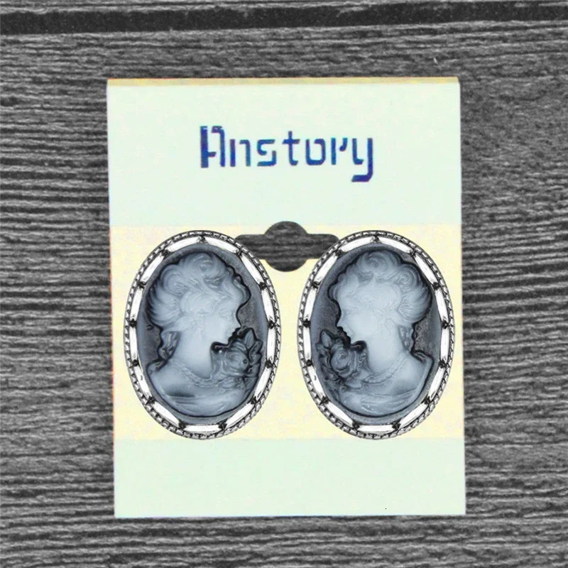 6 Colors Lady Queen Cameo Stud Earrings For Women Push Back Stainless Steel Stud Antique Silver Plated Fashion Jewelry TE524