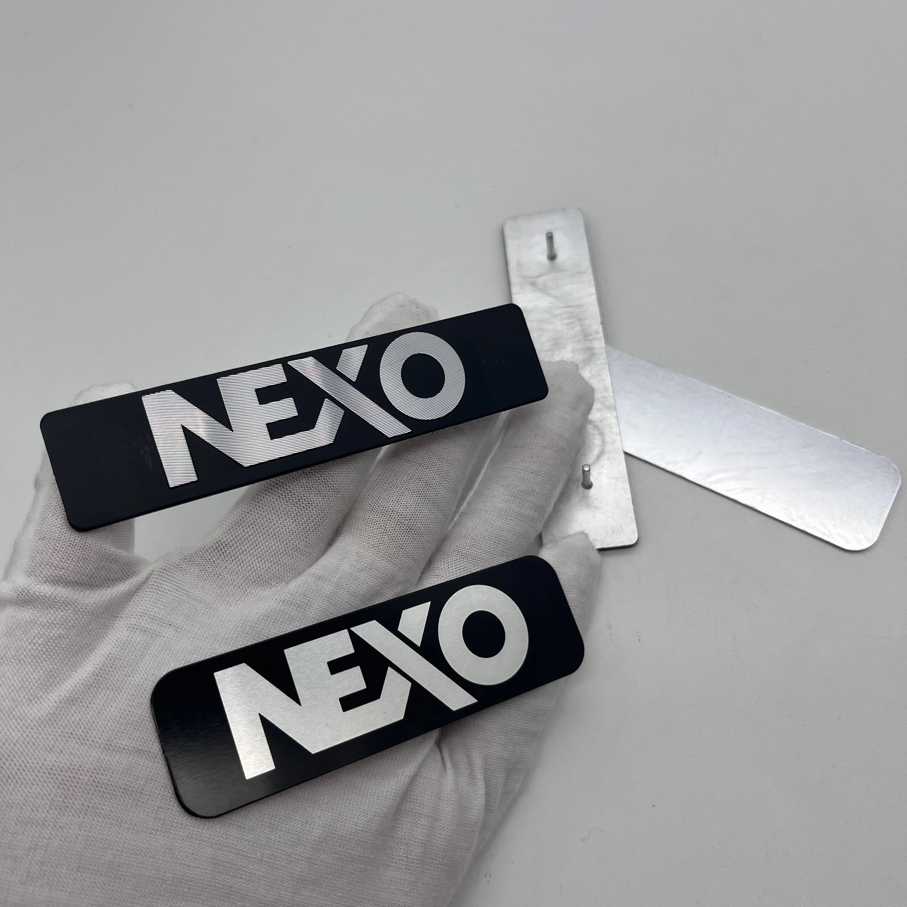 2pcs 10pcs 90 X 27mm 103mm X 23mm Metal For NEXO Signage Sign Nameplate FitFor Audio Amplifier Speakers Loudspeaker Horn Styling