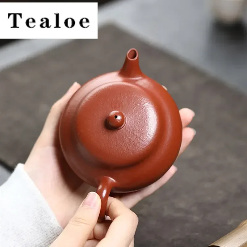 Tetera de arcilla púrpura de mineral crudo Yixing de 180ml, tetera maestra hecha a mano, infusor de té de belleza, accesorios de juego de té chino Zisha