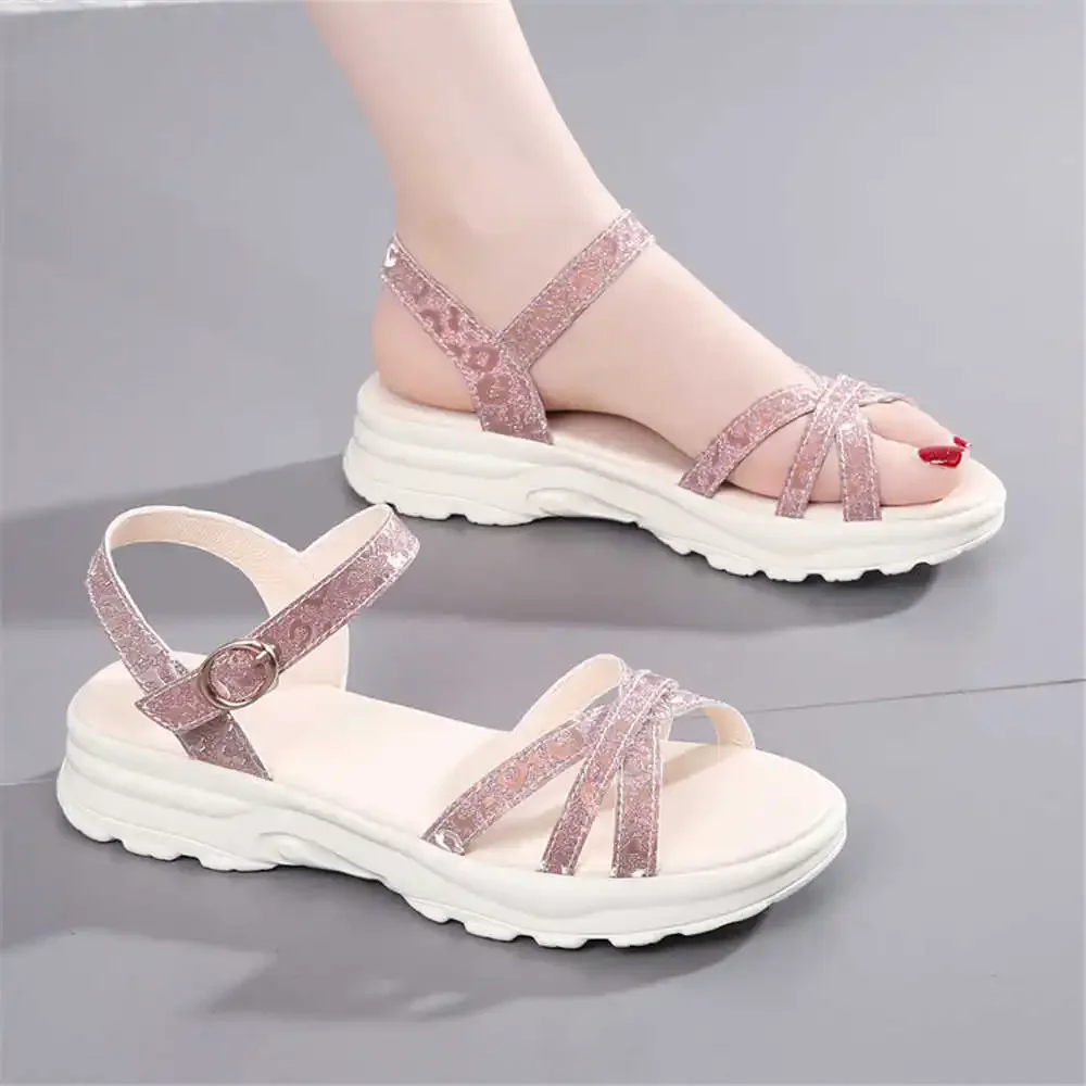 

Number 35 Anti Slip Rubber Slippers For Children Summer Sandals Ladies 2024 Shoes Moccasin Woman Sneakers Sport Shouse