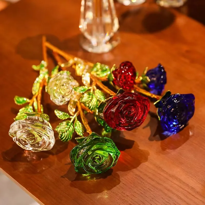 Wholesale high quality creative souvenir gifts simple desktop ornament crystal glass rose vase living room crafts