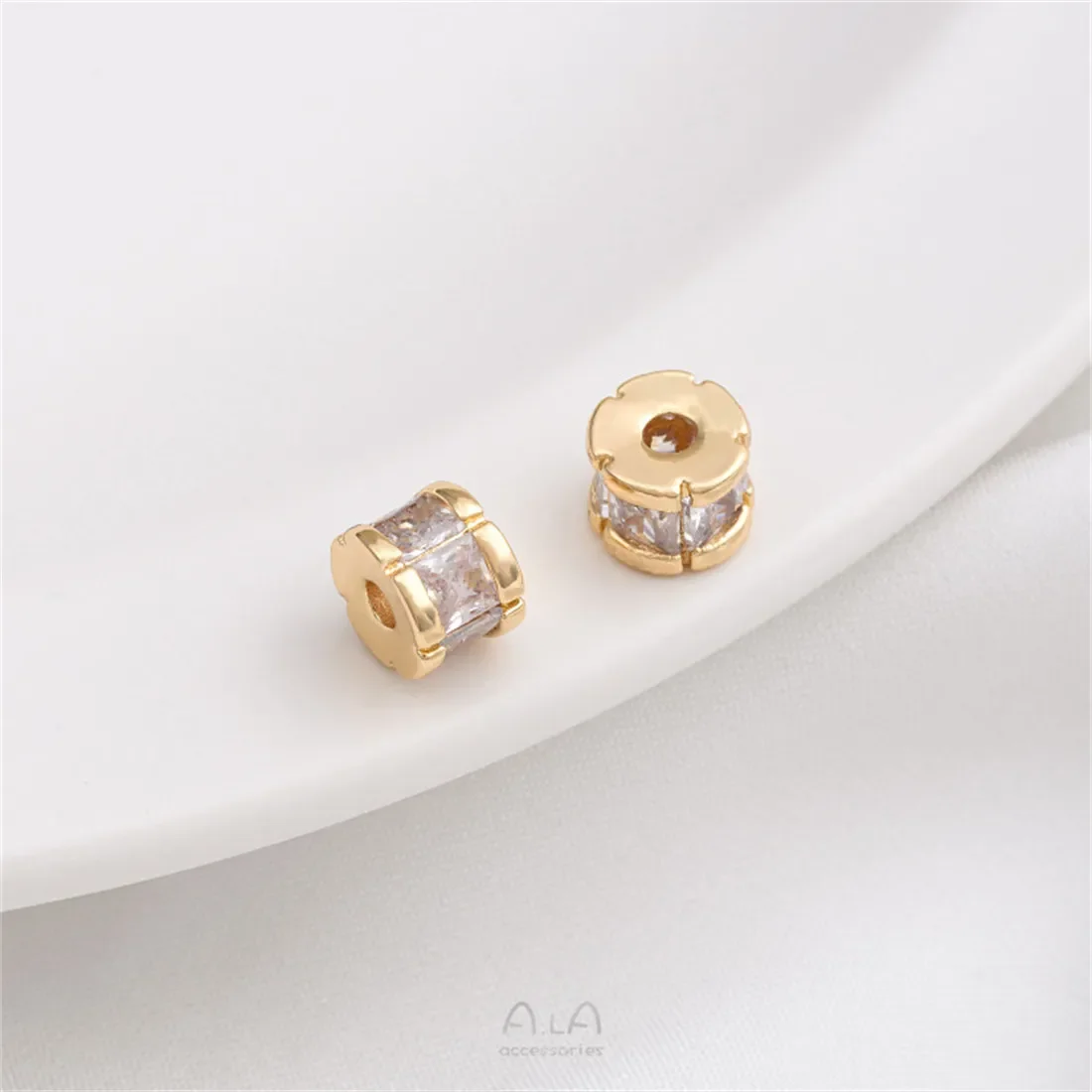 14K Gold Package with Micro Inlaid Zircon Wheel, Large Hole Partition, Road Connection Small Waist DIY Jewelry Accessories C183