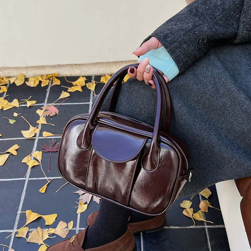 

2025 New Pillow Bag for Women, Genuine Leather Multi-way Shoulder Crossbody Purse, Vintage Chic Large Capacity Tote for Work