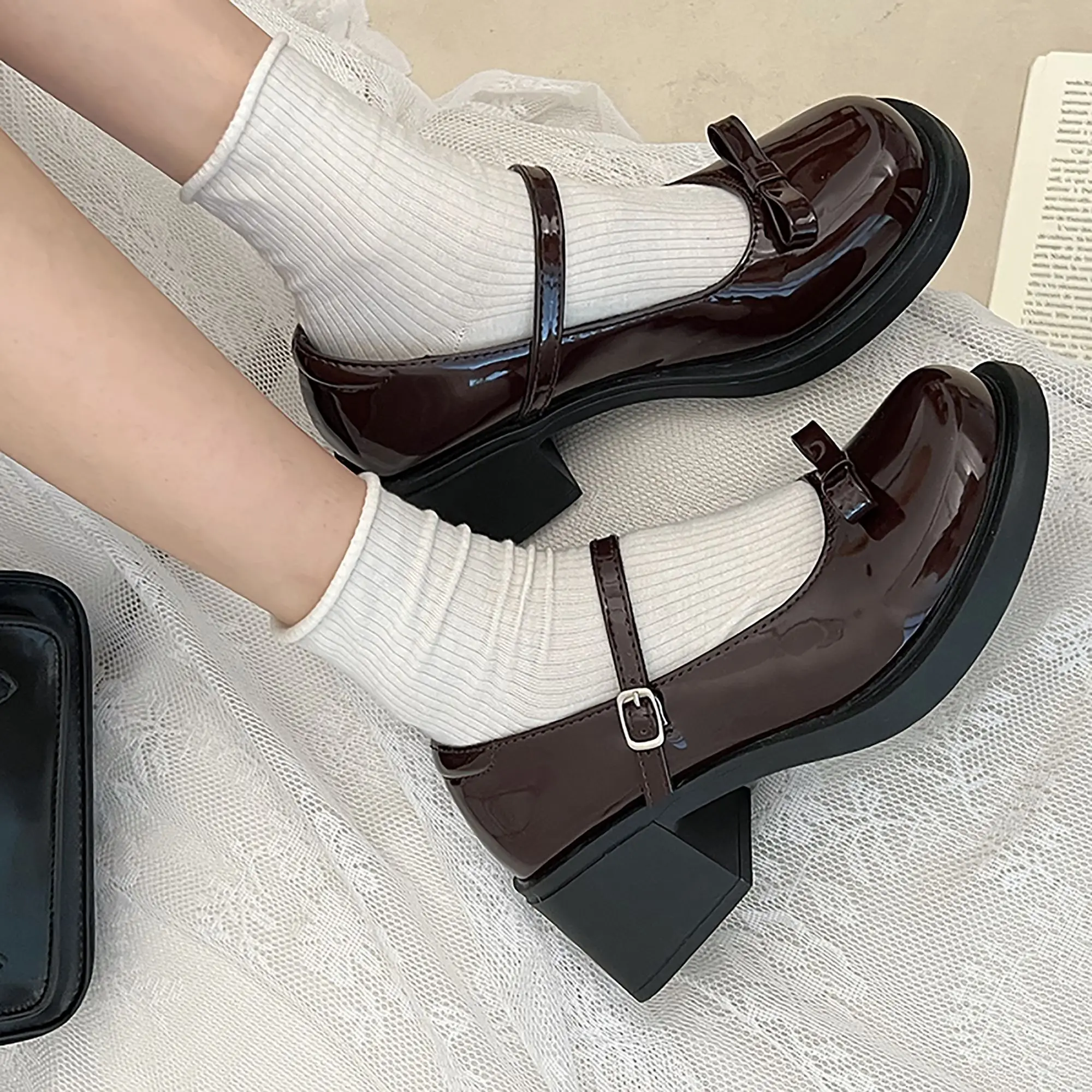 

Retro Mary Jane High Heels Women's New 2026 Spring Summer Bow Knot Brown round Head British Style Small Leather Shoes