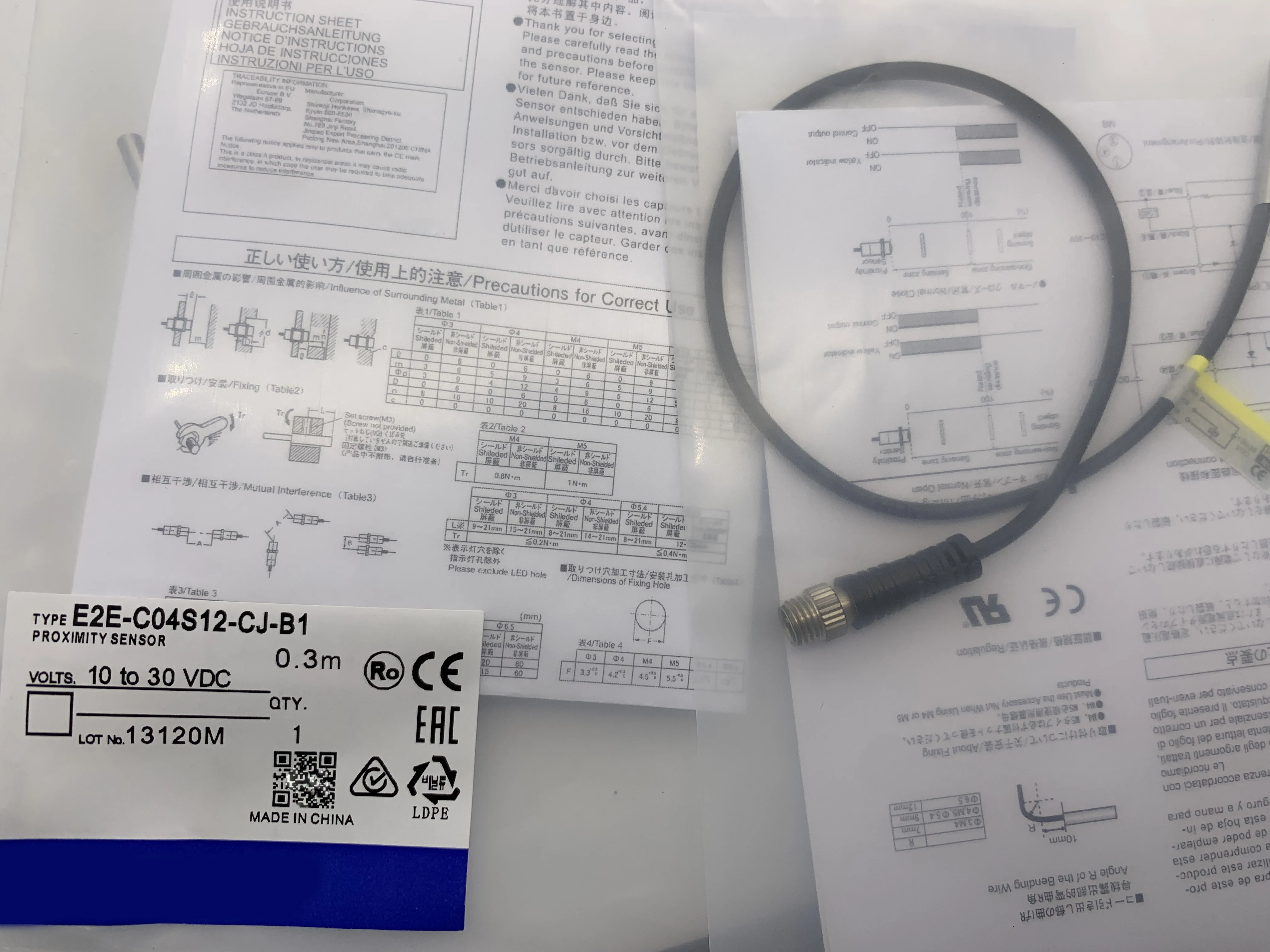 

The brand-new original sensor E2E-C04S12-CJ-B1/B2 E2E-C04S12-CJ-C1/C2 One year warranty in stock