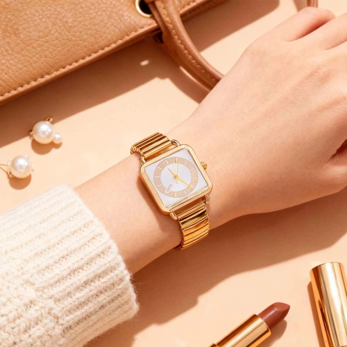 ساعة كوارتز نسائية بسيطة وعصرية، هيكل مربع من حجر الراين، مناسبة للارتداء اليومي، هدايا عيد الميلاد