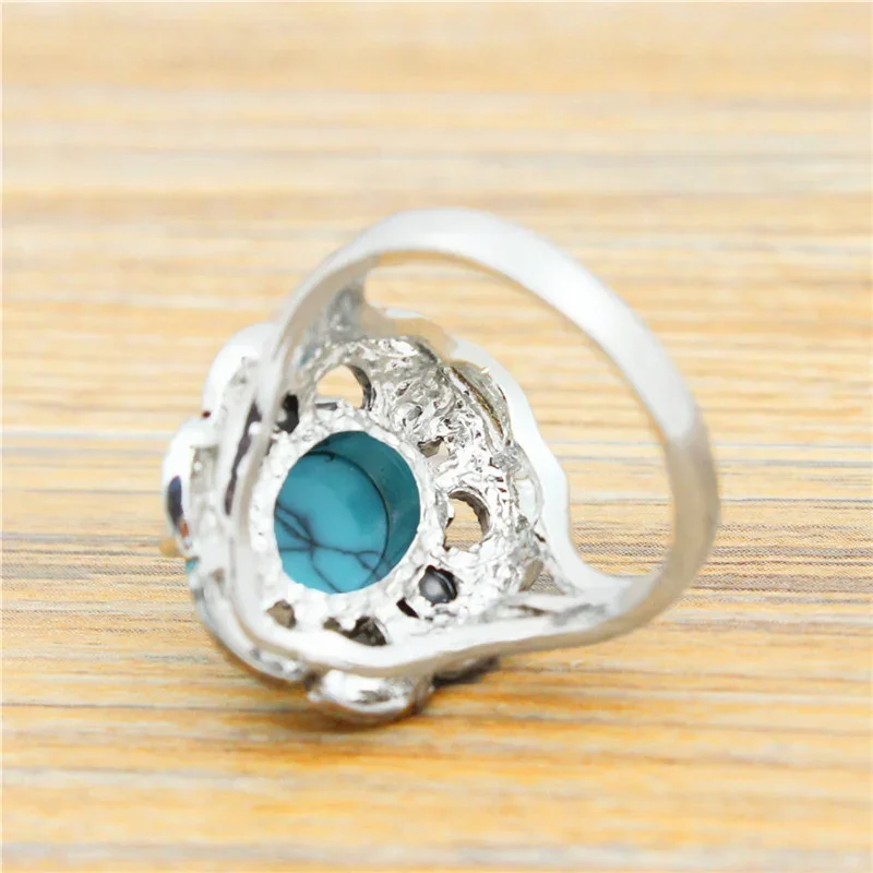 Vintage Plumflower Rhinestone Howlite Synthetic Turquoise Rings For Women Antique Silver Plated Fashion Jewelry