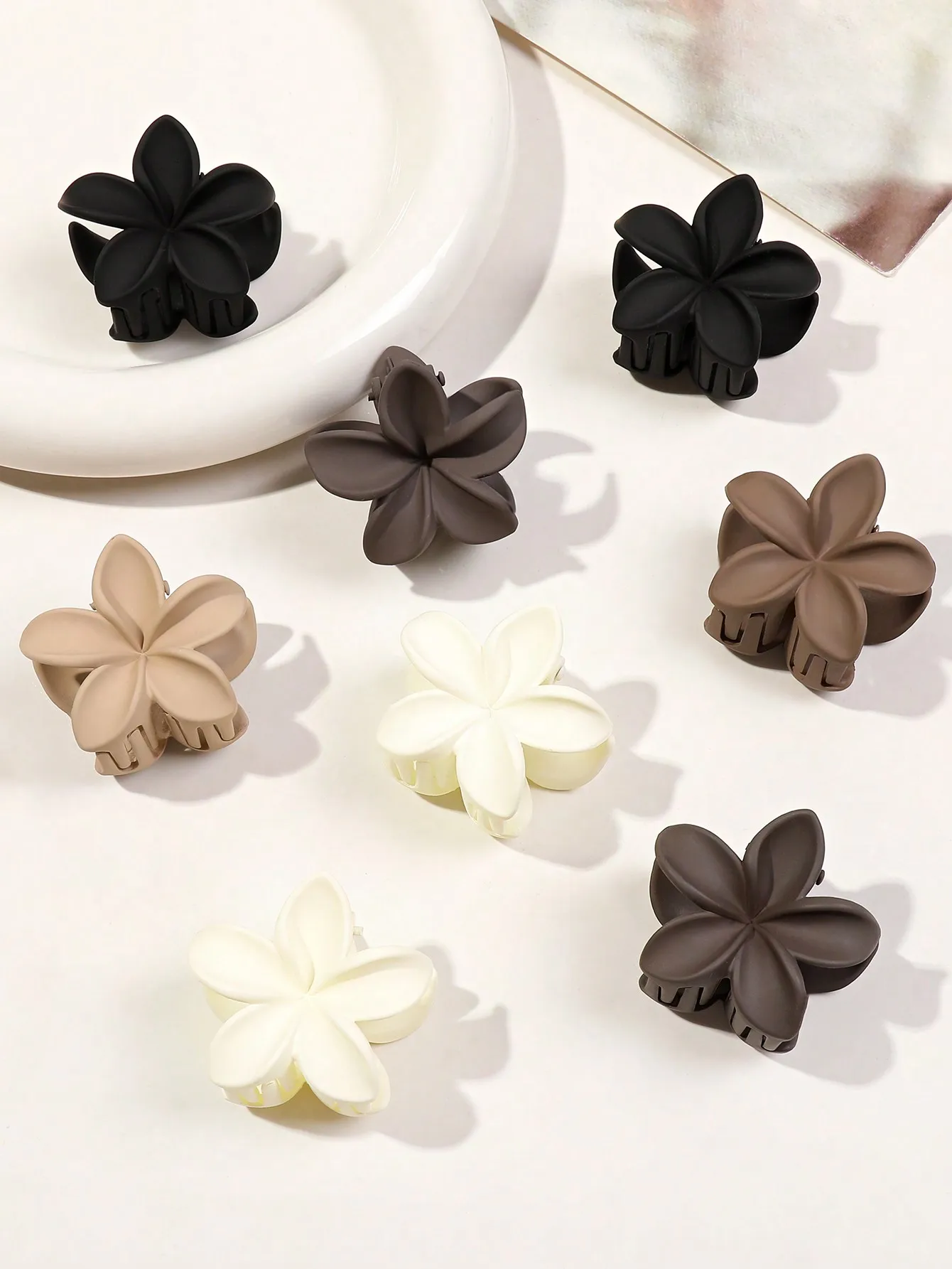 8 Stück matte kleine Blumen-Haarspangen, 6,5 cm, quadratische Haarklammern für Frauen und Mädchen, dünnes Haar, einfache 3,8 cm rechteckige Haar-Accessoires – Detail 4