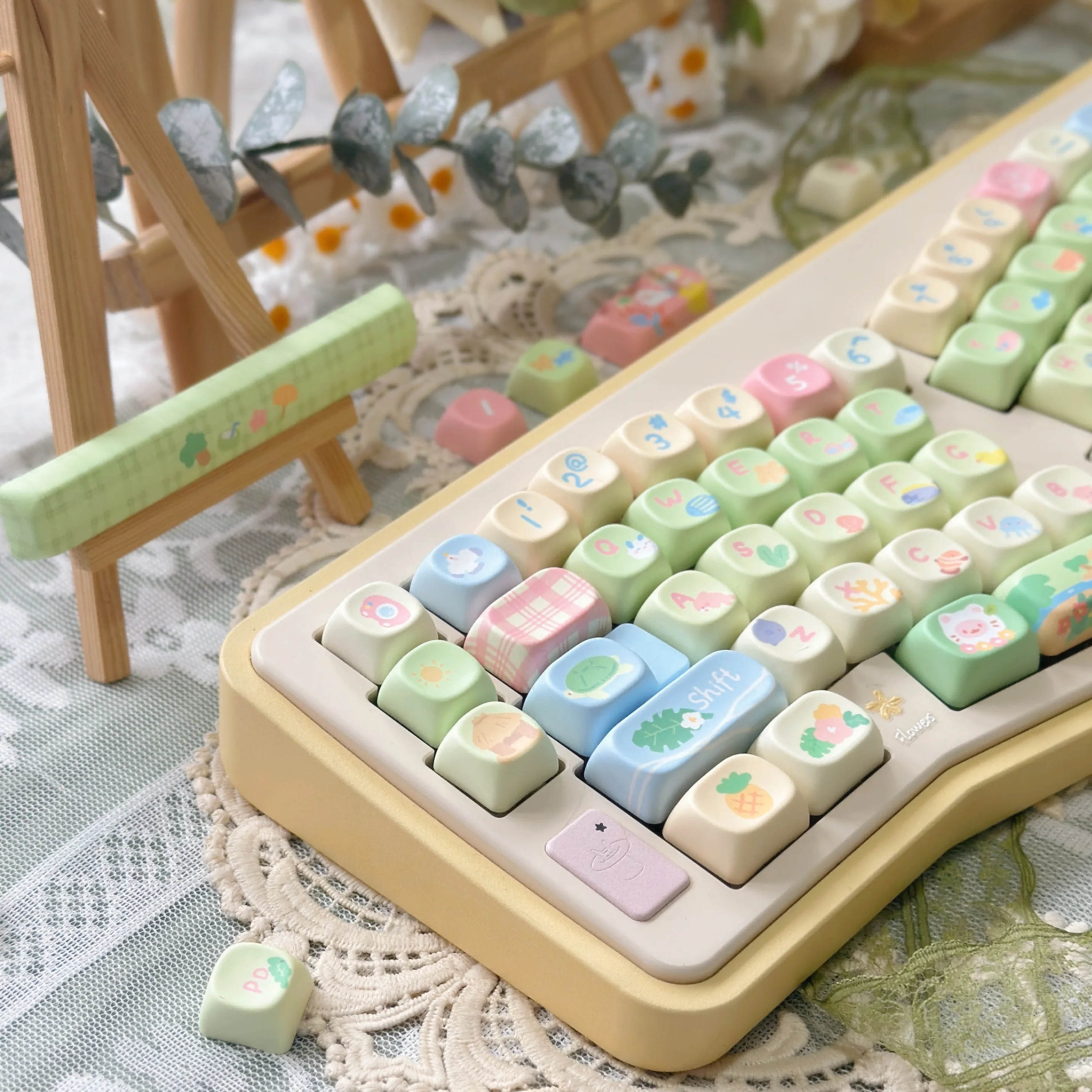 

Vacation Island Keycaps Moa Pbt Cute Summer Customized Keyboard Keycaps 136Keys 2.25/2.75U Space Bar Alice Layout Keycaps