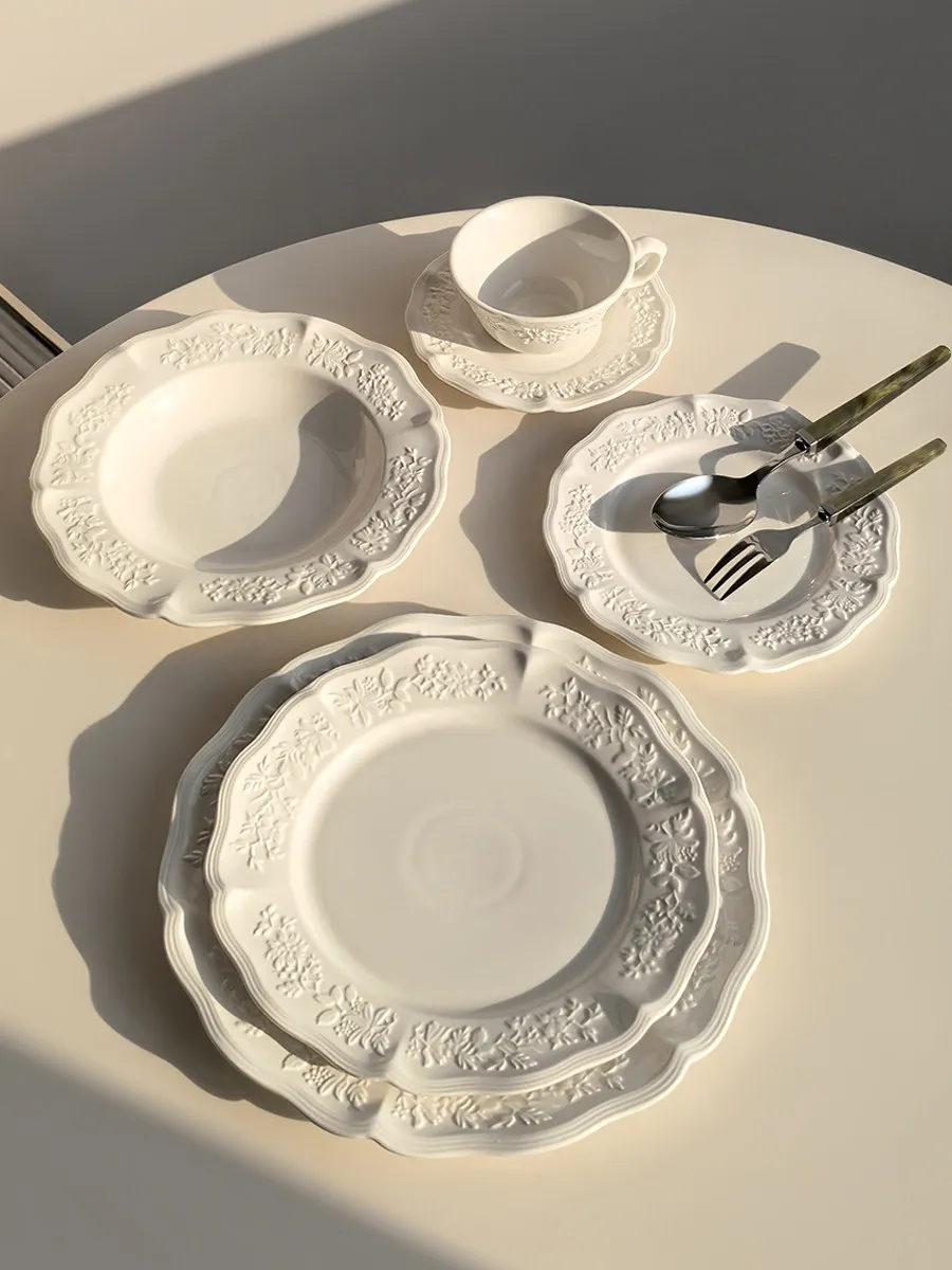 Alice Relief Ceramic Tableware, Vintage Embossed Dinner Plate Bowl, Food Grade Porcelain for Home Kitchen Wedding Gift