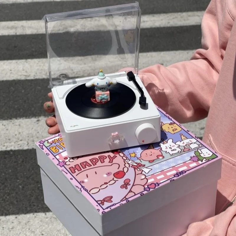 Sanrio ładny moja melodia Hello Kitty Kuromi Cinnamoroll bezprzewodowy Bluetooth Stereo mały odtwarzacz przenośny Subwoofer upominki