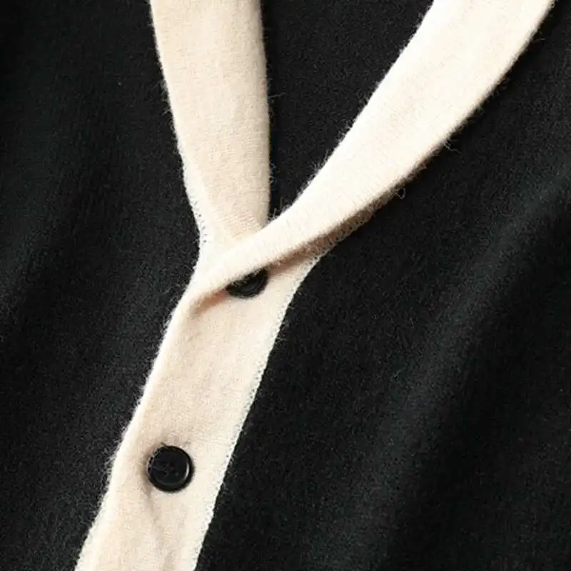 2023 Fall Solid Color Alphabet Color Contrast Pattern Knitting Cardigan Man Long Sleeve Slim Sweater Cardigan Garment Coat