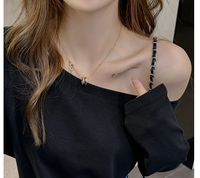 เสื้อยืดแขนยาวดีไซน์คอผูกแบบใหม่สำหรับฤดูใบไม้ผลิ-ฤดูใบไม้ร่วงสำหรับผู้หญิง ใช้เป็นชั้นในได้ คุณภาพสูง ทรงหลวม เหมาะสำหรับใส่เป็นเสื้อนอก