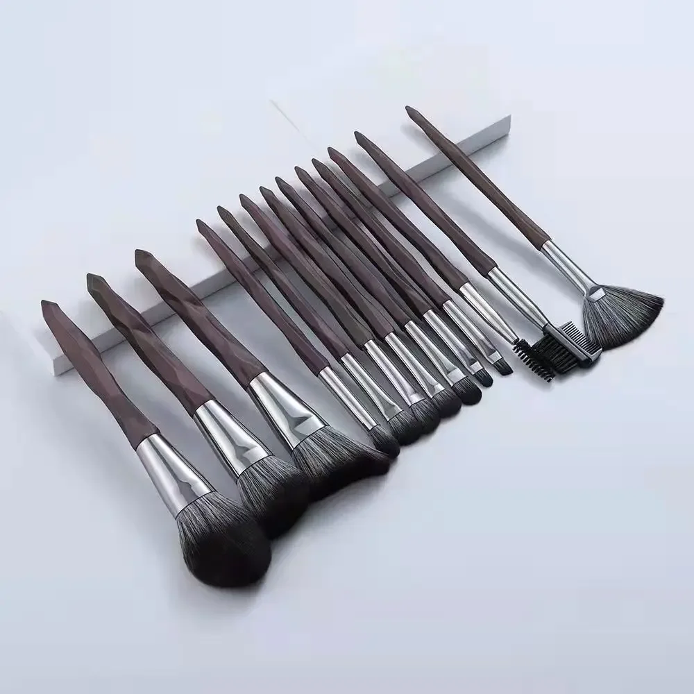 12Pcs Luxury Makeup Brush Set with Convent Bag To Meet Makeup Needs in One Go Portable beauty tools