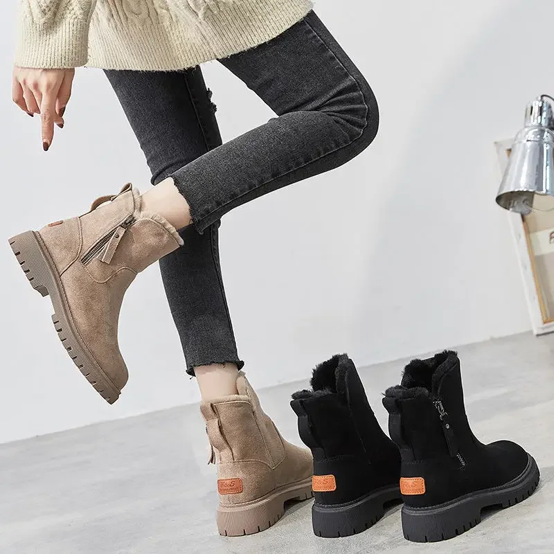Winter New Women's Snow Boots Trendy Mid Top Plush Thickened Warm Cotton Shoes Leather and Wool Integrated Winter Women's Boots