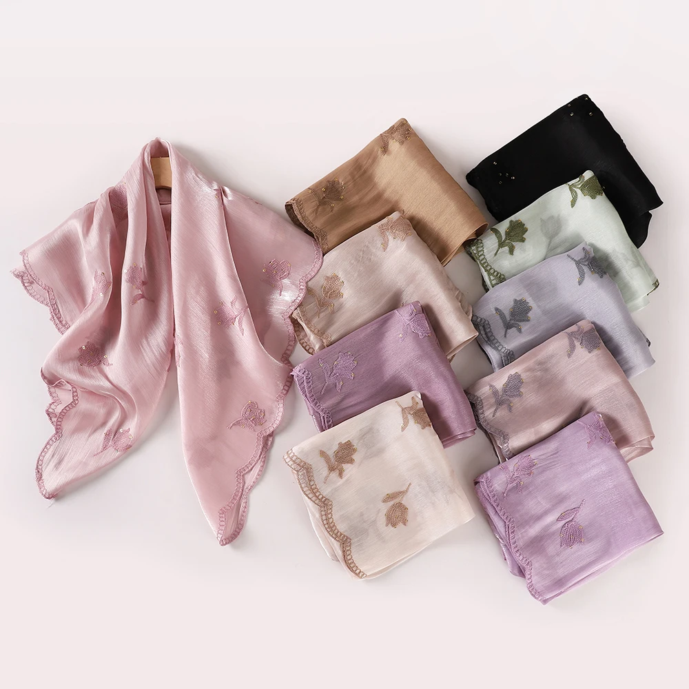 

90*90cm Floral Embroidery Hijab Islamic Head Wrap for Women Glitter Shimmer Hijab Lightweight Crinkle Plain Scarves