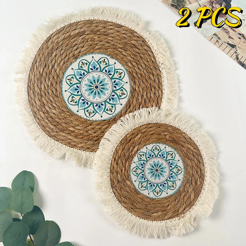 

2 PCS Round Placemat Wicker Cotton Woven with Tassels Boho Style Geometric Patterns Heat Insulation Table Mats for Dining Table