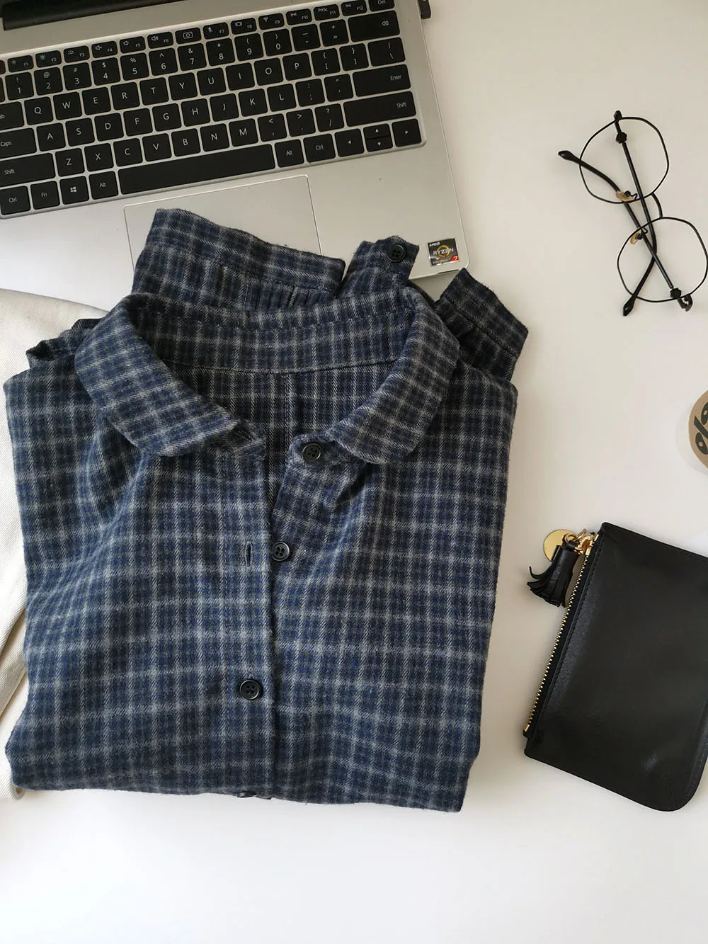 

Женская рубашка с мелким клетчатым узором, свободный крой, с воротником-поло, длинными рукавами, на одной пуговице, весна-лето, женская одежда