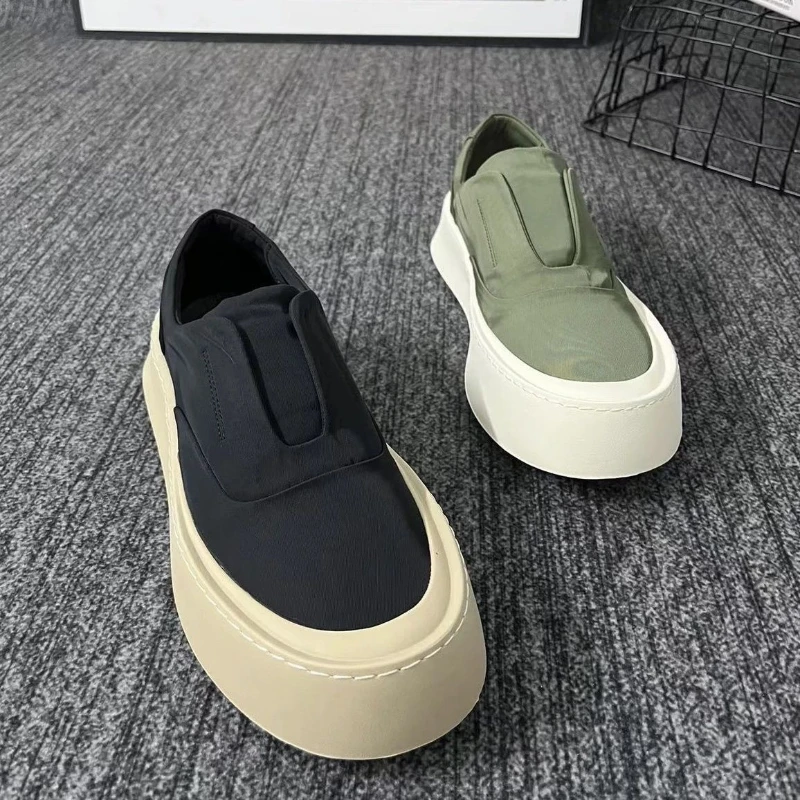 Sapatilhas de plataforma de slip-on masculino, sapatos casuais, sapatos confortáveis para caminhar, moda luxuosa, alta qualidade, ao ar livre, novo,