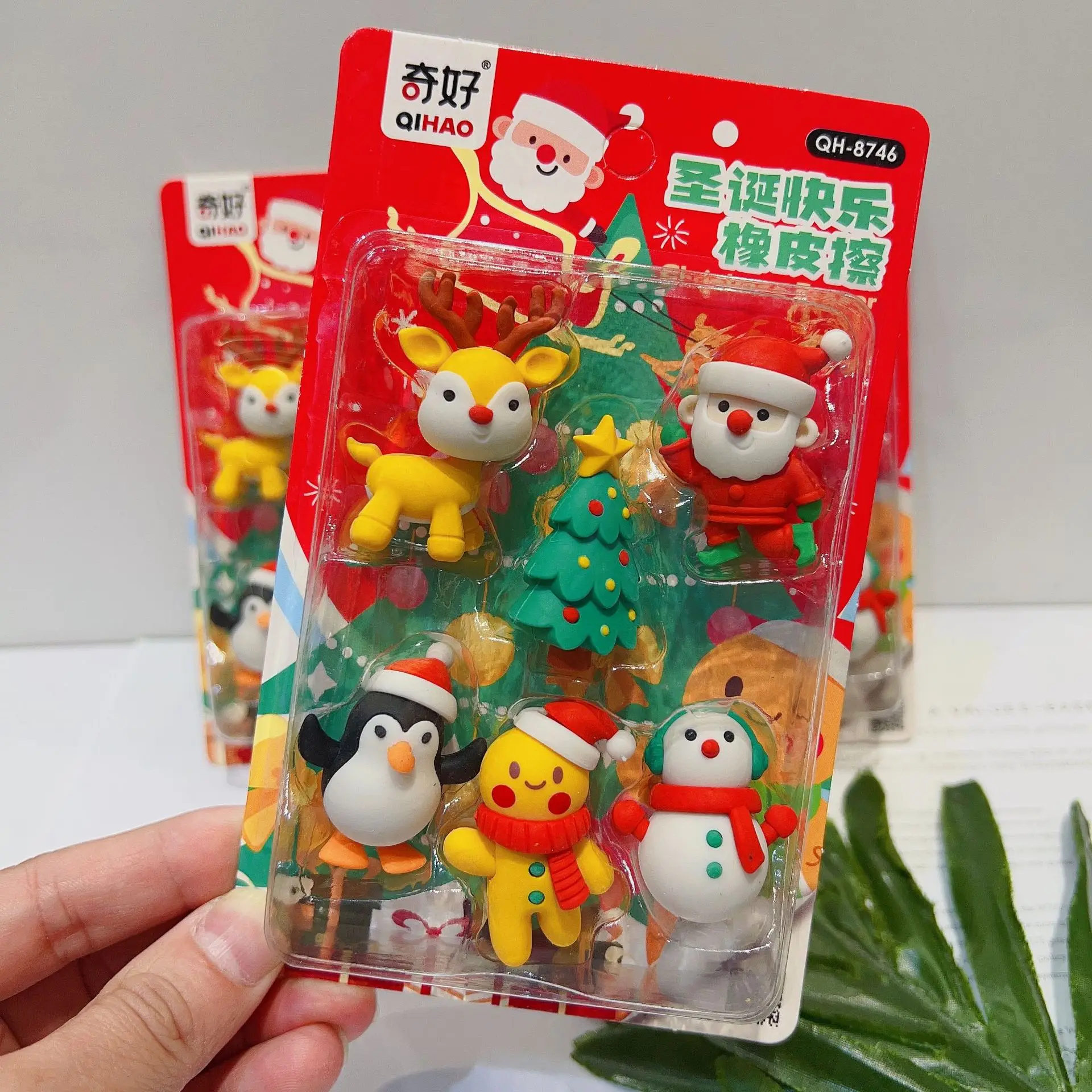 New Christmas Eraser Cute Student Stationery Removable And Assembled 3d 3d Santa Claus Snowman Shape Gift