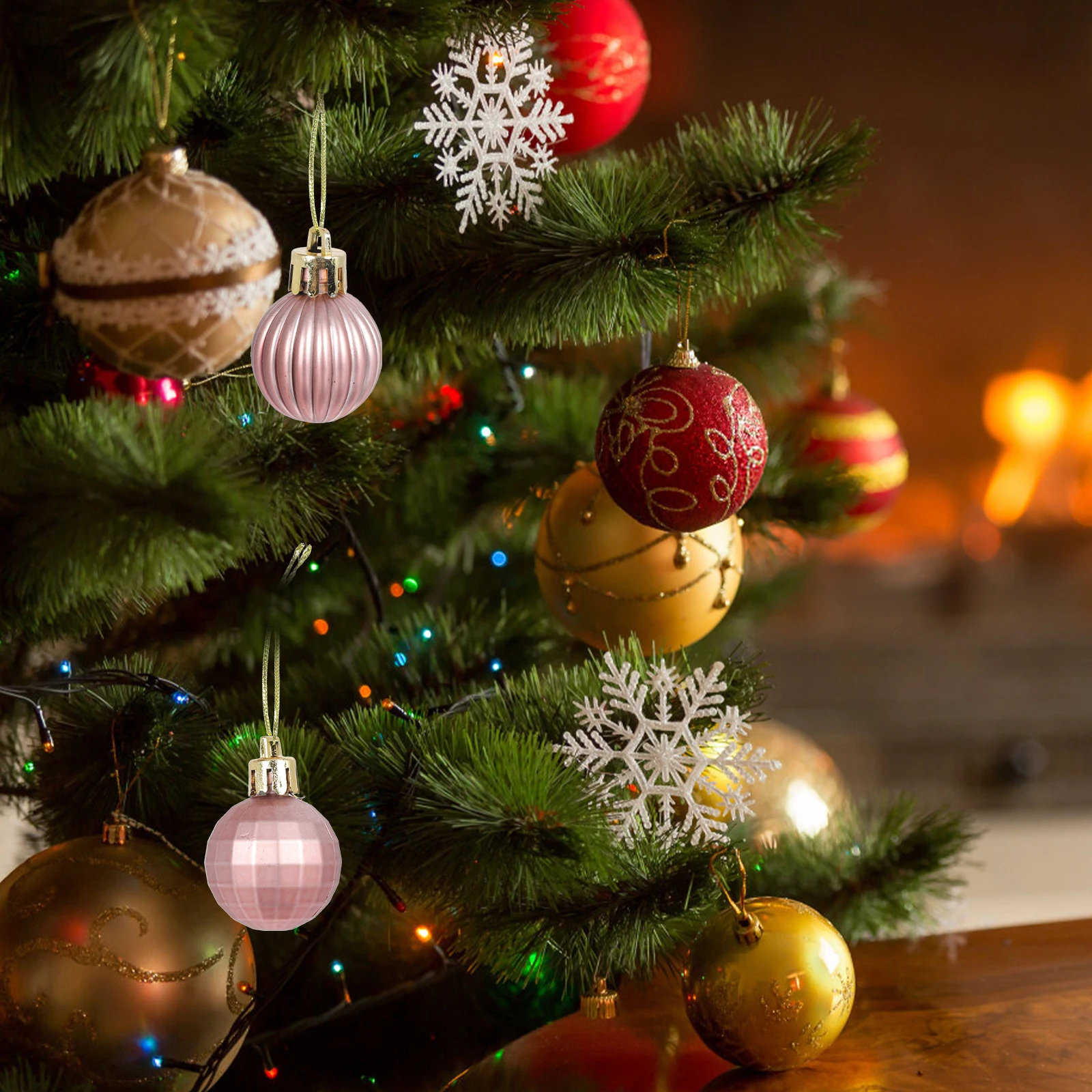 

24 Pcs Christmas Crafts Decorations Ball Tree Ornaments Assorted Decorative Balls Pendants
