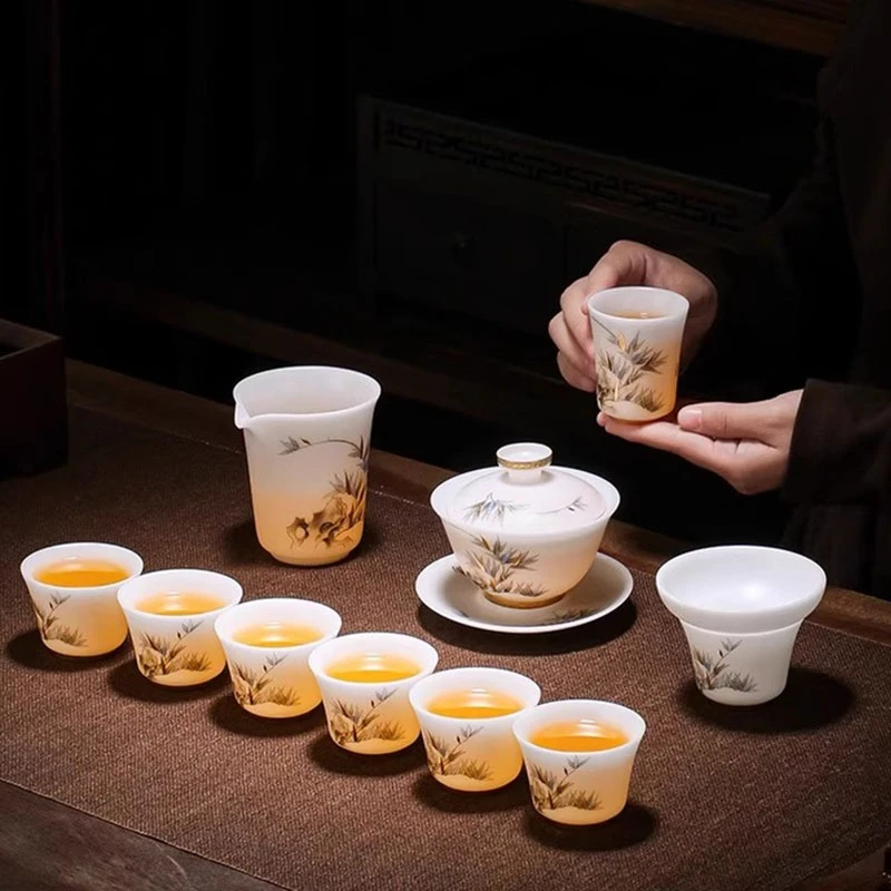 High-end gift box, ice jade porcelain tea set cover bowl set, household souvenir