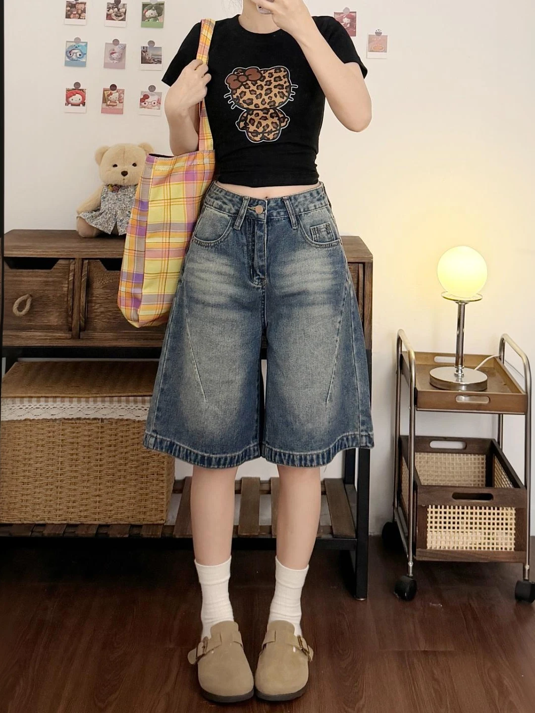 

Retro Denim Five-Point Pants Women Summer 2026 New plus Size Slim High Waist Loose Straight Leg Wide Leg Mid-Pants