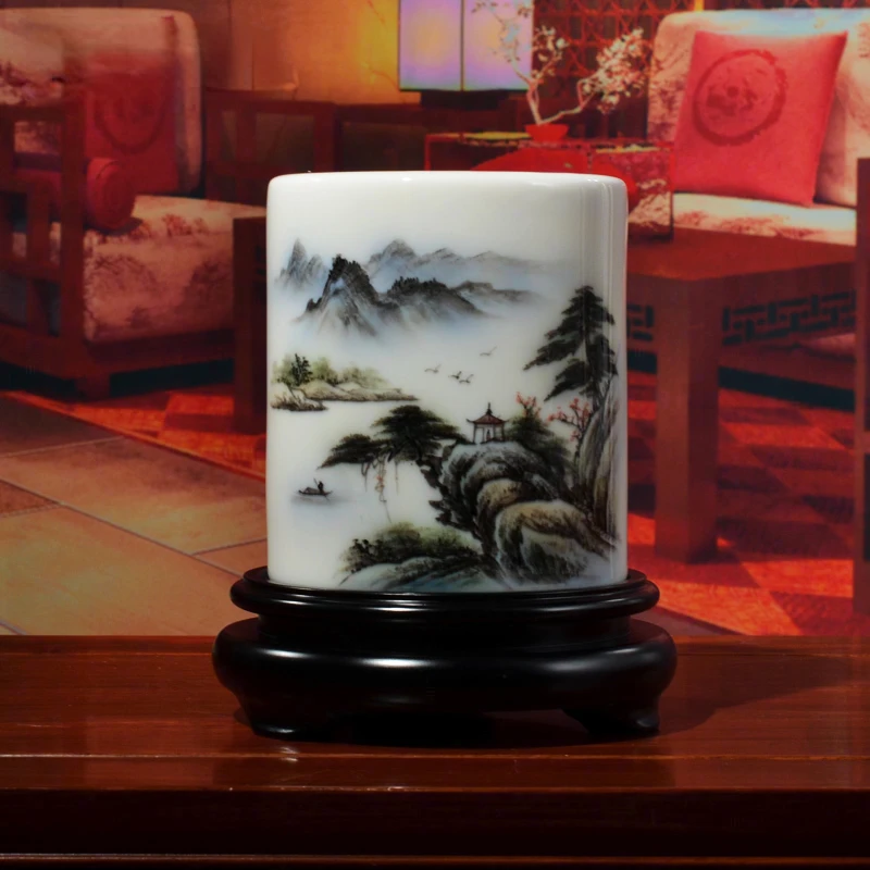 

Hand-Painted Ceramic Pen Holder Study Office Desk Ornaments Teacher's Day Gifts for Teachers Commemorative Gifts