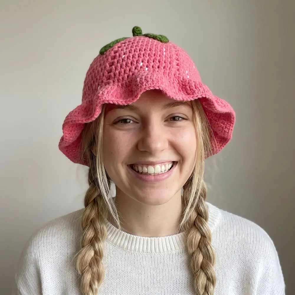 Kawaii Rüschen-Erdbeer-Strickmütze orange Stretch-Strick-Fischerhut Warme Fruchtförmige Häkelmütze für Damen/Mädchen – Detail 9