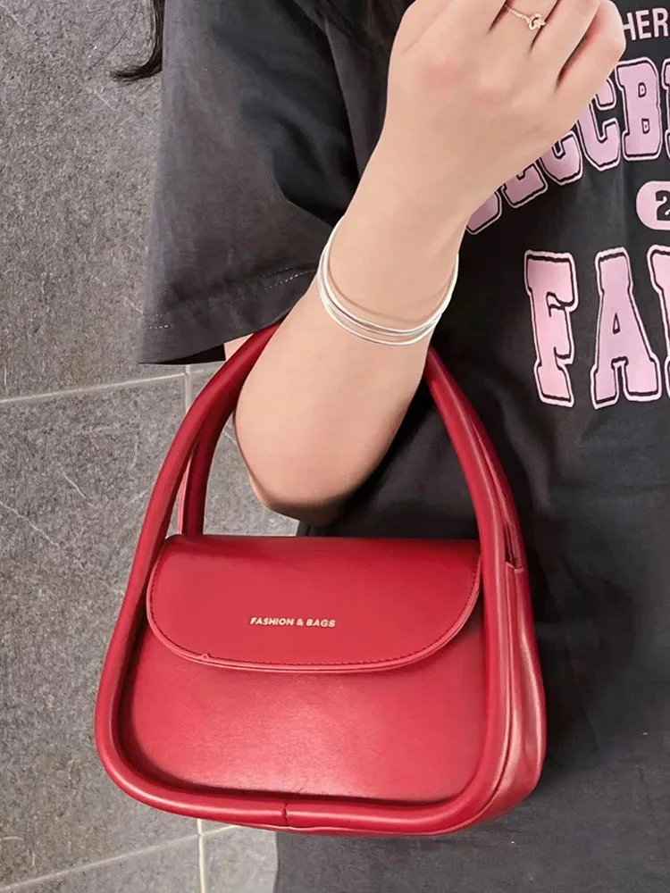 Exquisite Red Mini Crossbody Bag 2024 New Ladies Magnetic Buckle Flip Underarm Bags Fashionable Versatile Commuter Handbag Trend