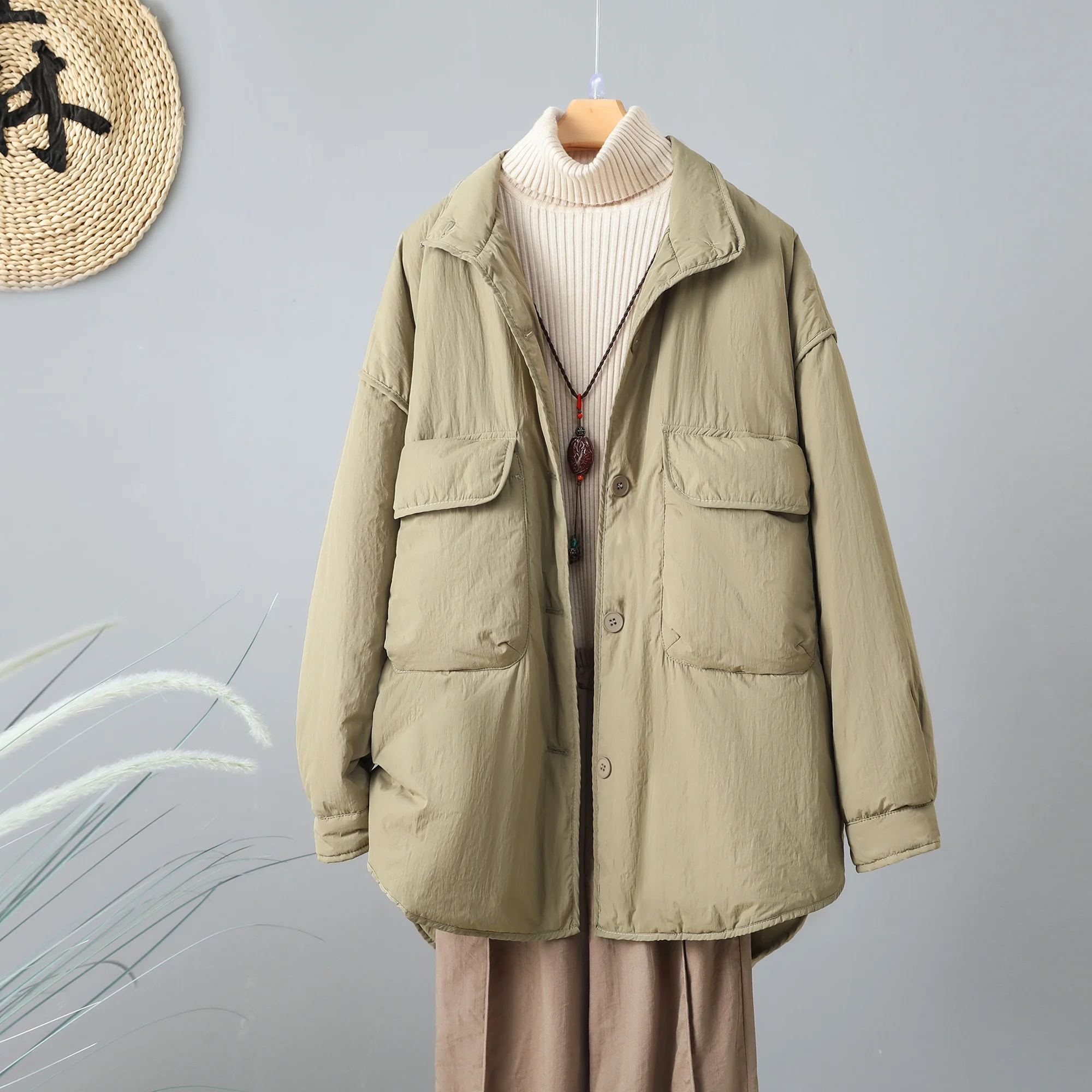 

High-End Winter New Arrival Pure Color Simple Large Pocket Loose Versatile Turn-down Collar Shirt Style Cotton Warm Jacket Ou...