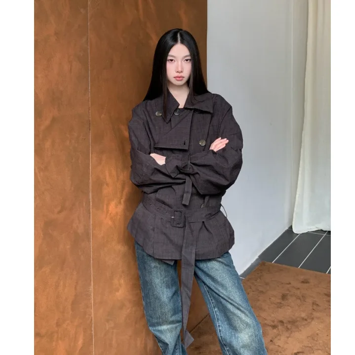 

Vintage Plaid Contrast-color Lace-up Dark Gray Short Trench Coat Autumn Chic Double-breasted Straight Silhouette Office Outfits