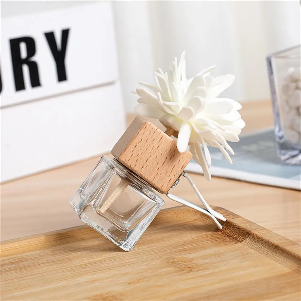 Car Fragrance Bottle Pendant Flower Shape Air Outlet  Freshener  Diffuser Bottle Ornaments  Empty Incense Bottle Glass