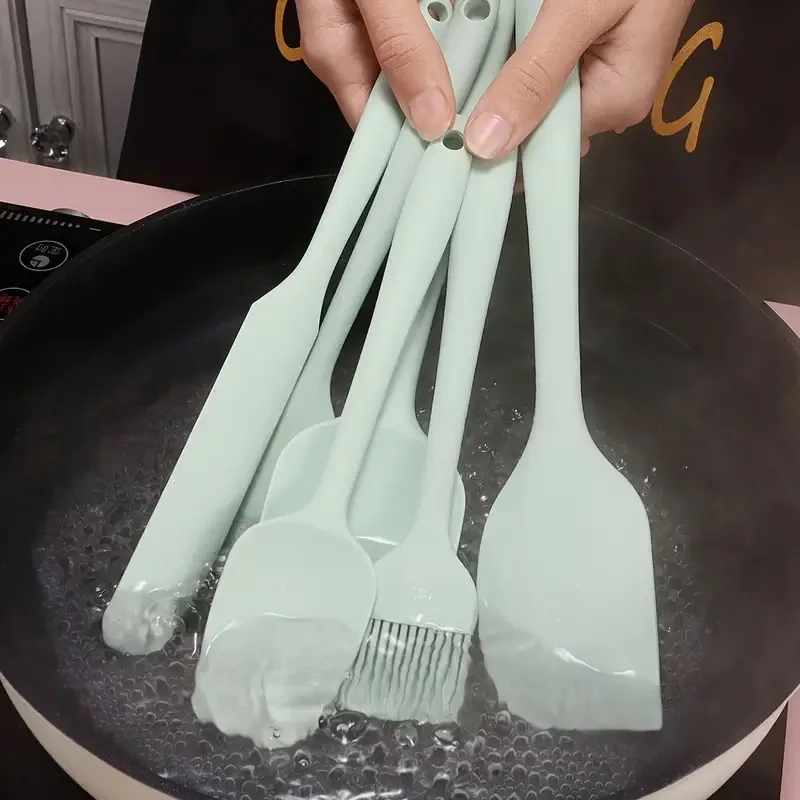 6-Piece Silicone Bakeware Set, Non-Stick Heat Resistant Spatulas, Food Grade Silicone Baking Tool Kit, Kitchen Essentials Cookin image 2