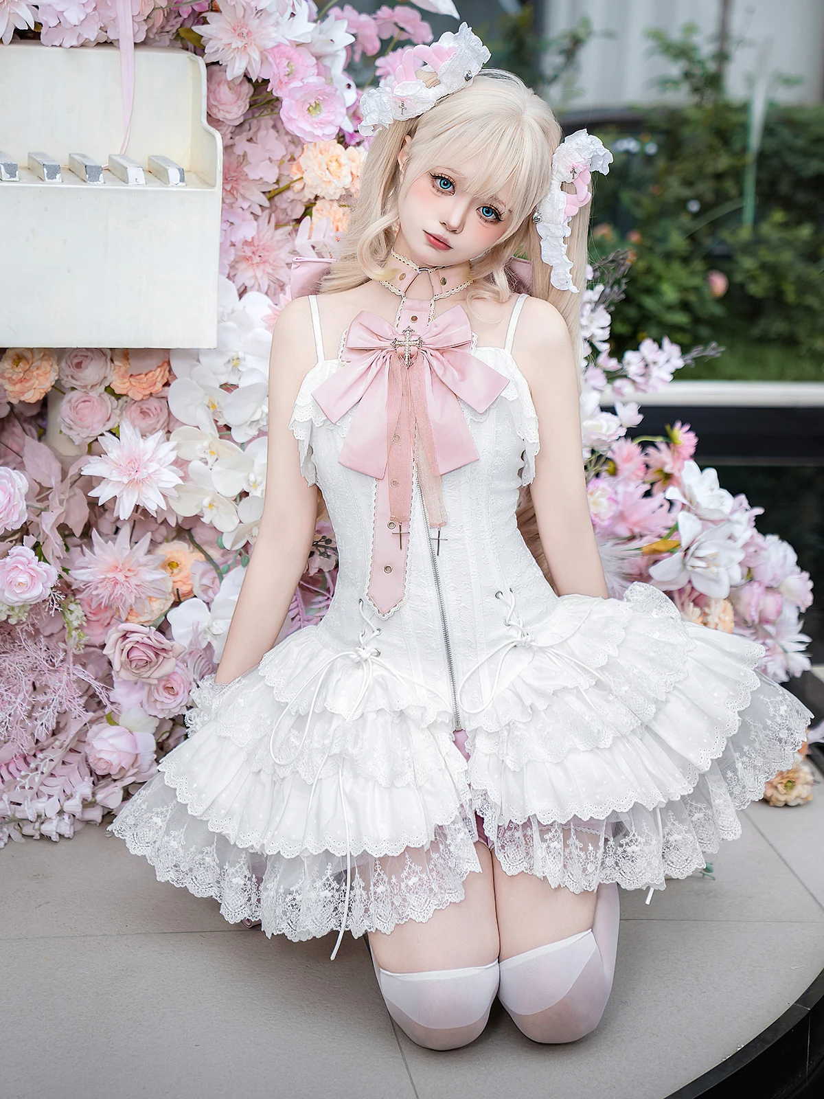 ชุดเดรสสายเดี่ยวสไตล์เจ้าหญิงสำหรับผู้หญิงช่วงฤดูร้อน ดีไซน์หรูหรา ประดับโบว์ผ้าซาตินขนาดใหญ่ ทรงเข้ารูป แต่งลูกไม้ลายก้างปลา สไตล์โลลิต้า บัลเล่ต์